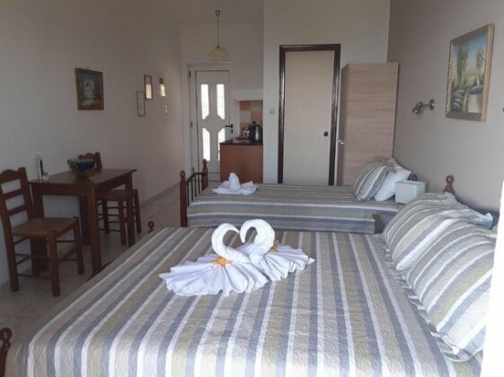 Golden Sun Apartments Rodakino - Photo3
