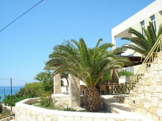 Hotel Polyrizos - Photo2