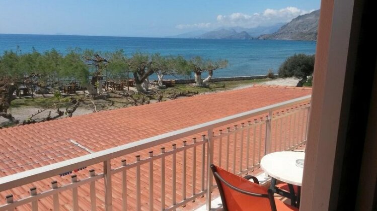 Nikos & Anna Rooms - Photo5