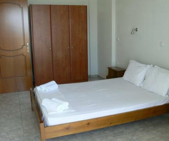 Santa Marina Apartments - Photo4