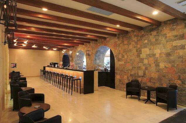 Apollonia Beach Resort & Spa - Photo4