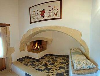 Abelos Villa - Photo4