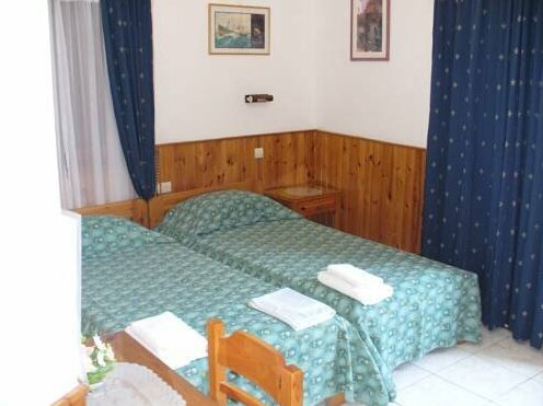 DeJa Vu Hotel Samos - Photo2