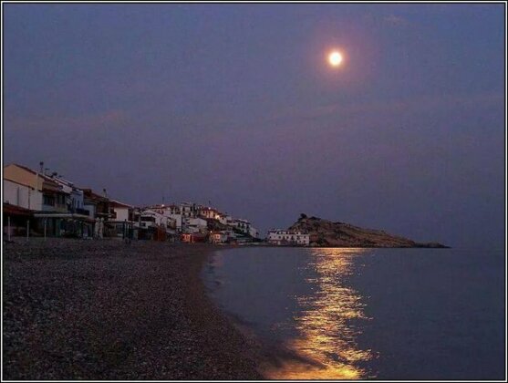 Long Beach Hotel Samos - Photo3