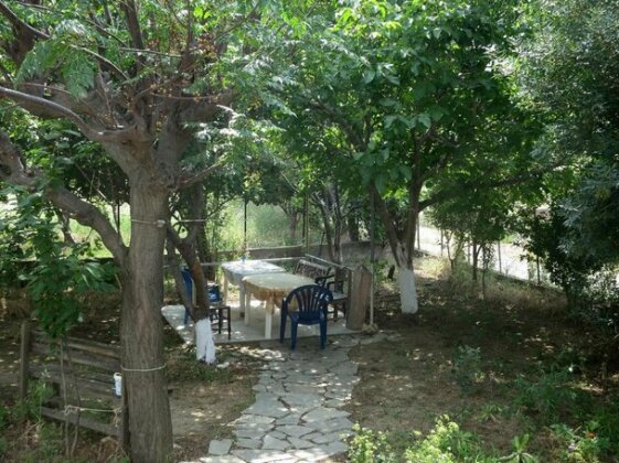 Thanasis Matsas Rooms - Photo4