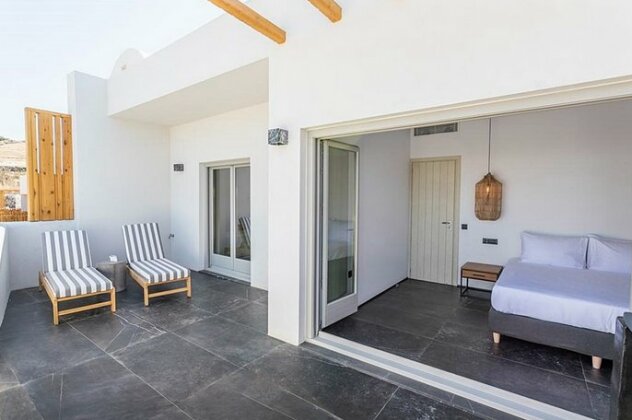 Aegean Gem - Photo2
