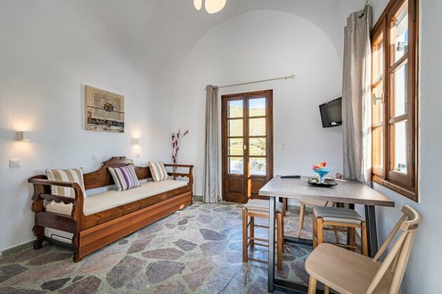 Agia Irini - Photo4