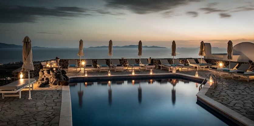 Agnadi Villa Santorini - Photo2