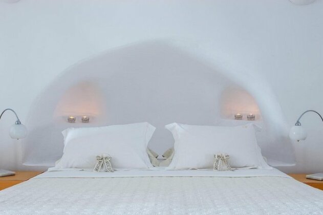 Aliko Luxury Suites - Photo5