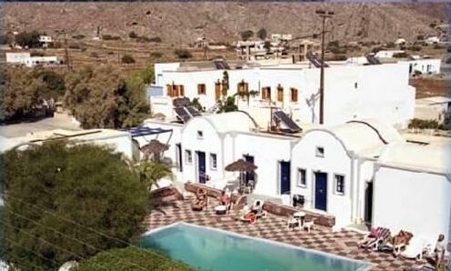 Anezina Villas Perissa - Photo4