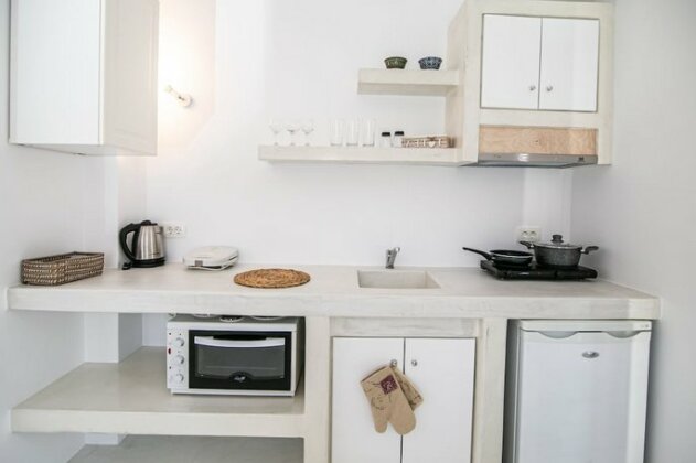 Apanomeria Boutique Residence - Photo5