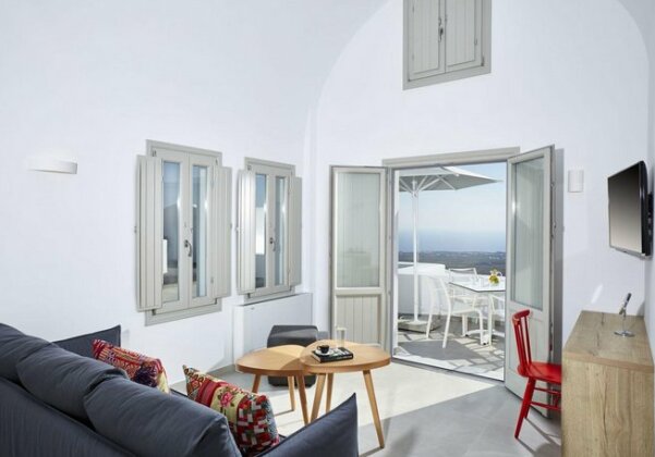 Aperanto Suites - Photo2