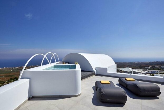Aperanto Suites - Photo3