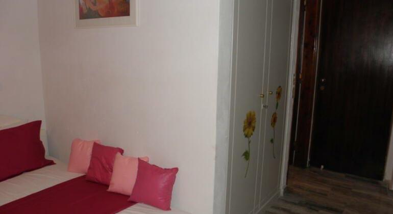 Areti Hotel Kamari - Photo3