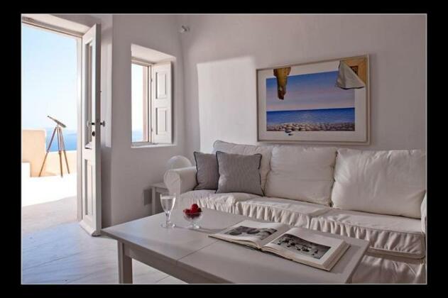 Armeni Luxury Villas - Photo3