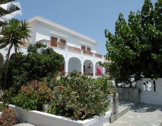 Armonia Hotel Kamari - Photo2