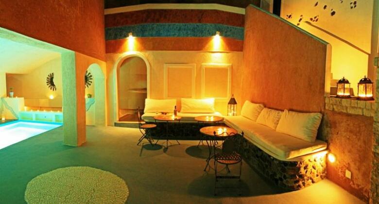 Astarte Suites - Photo4