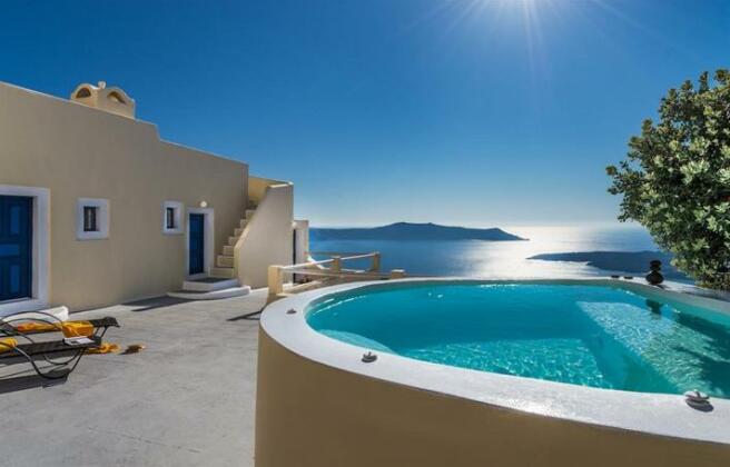 Astraea House - Photo2