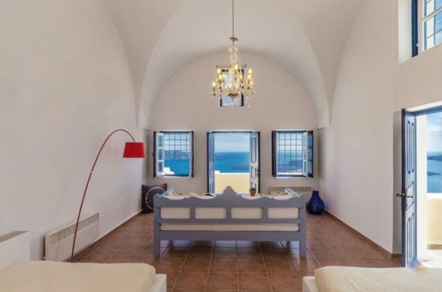 Astraea House - Photo3
