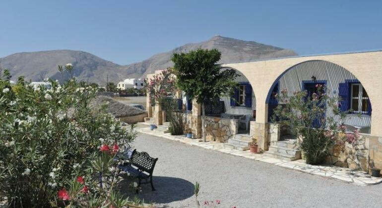 Athina Villa Perissa - Photo2