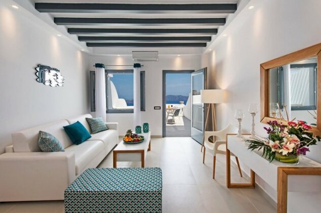 Aura Suites Santorini - Photo4