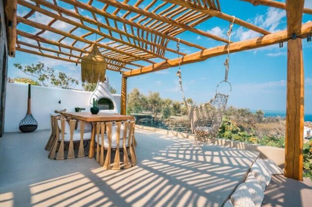 Ayama Hideaway Villa by Calm Collection - Photo4