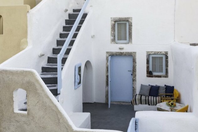 Black Rock Traditional Rooms - Photo2