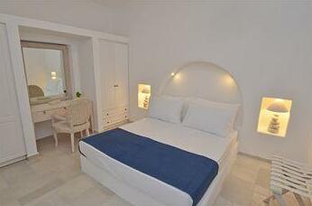 Black Rose Beach Suites - Photo4