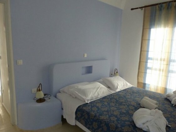 Black Sand Apartments - Photo2