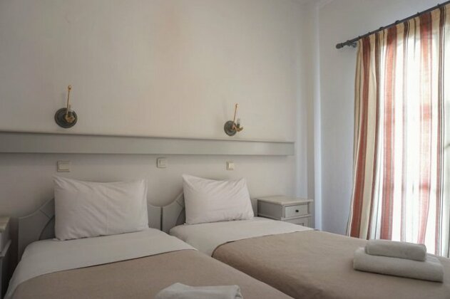 Black Sand Apartments - Photo5