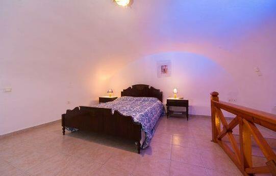 Canava Santino Cave Houses - Photo3