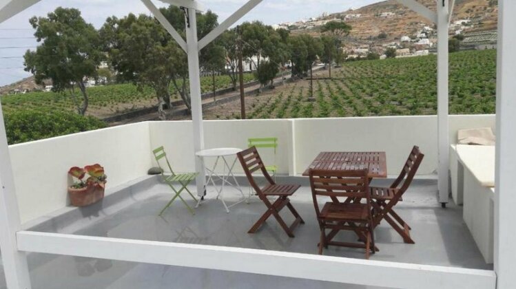 Cosy studio in Santorini - Photo3