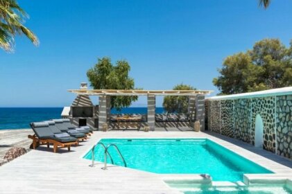 Damma Beachfront Luxury Villa
