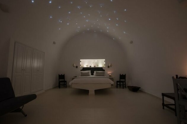 Dimitrios Cave House - Photo4