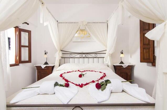 En Plo Boutique Suites - Photo2