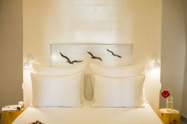 Ethereum Luxury Cave - Photo4