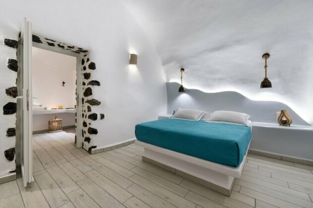 Fira Deep Blue Suites - Photo5