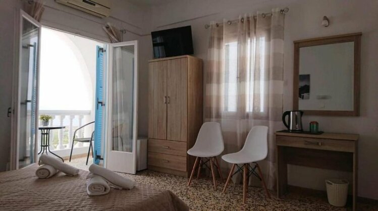 Firaxenia rooms - Photo2