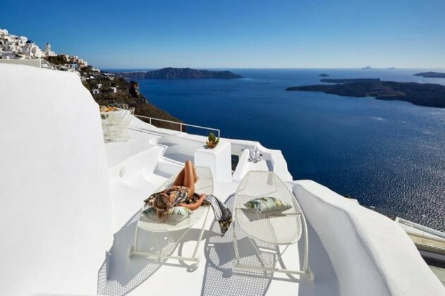 Gitsa Cliff Luxury Villa - Photo2