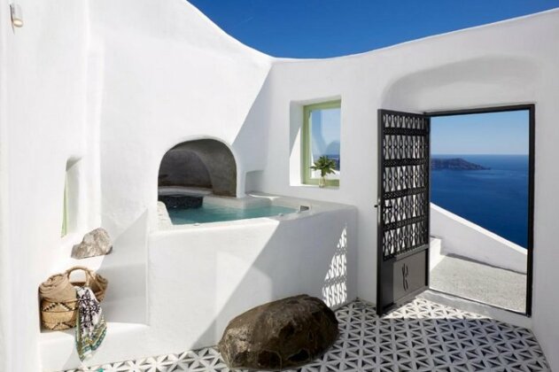 Gitsa Cliff Luxury Villa - Photo3