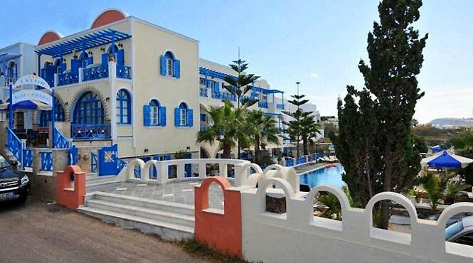 Golden Star Santorini - Photo2