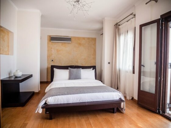 Grand Villa Santorini - Photo4