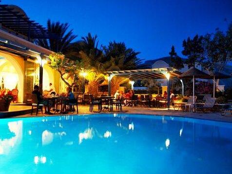 Hermes Hotel Santorini - Photo2
