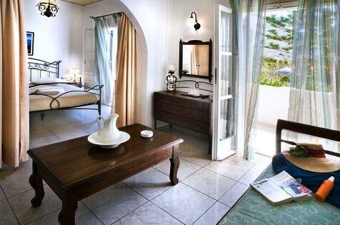 Hermes Hotel Santorini - Photo4