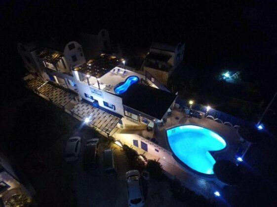 Honeymoon Beach Apartments - Photo5