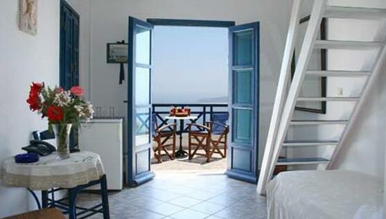 Imerovigli Palace Luxury Suites - Photo2