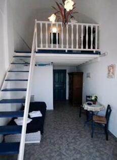 Imerovigli Palace Luxury Suites - Photo3