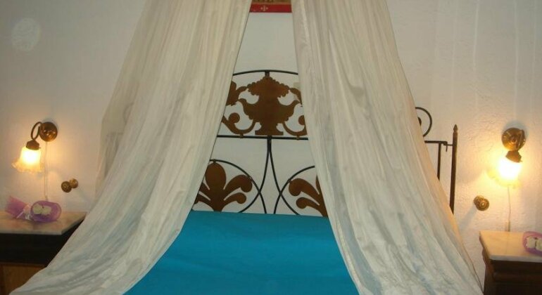 Irini's Villas Hotel - Photo2