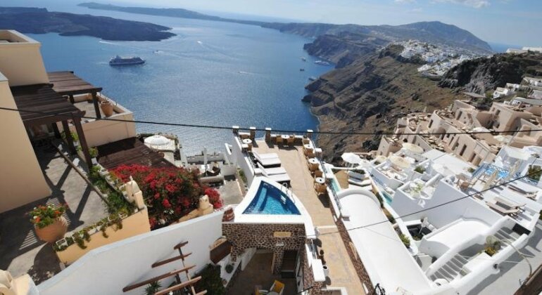 Irini's Villas Hotel - Photo4