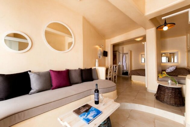 Kasimatis Suites - Photo3